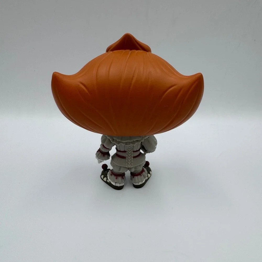 Funko Pop IT‎ Pennywise Vinyl Figure Grey Red Balloon Horror Movie No Box